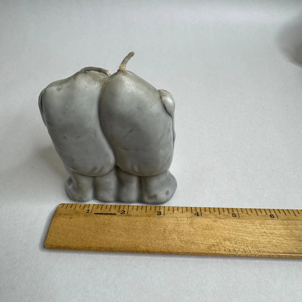 Vintage Two‎ Elephants Hugging Candle Gray 1981 Korea Unscented